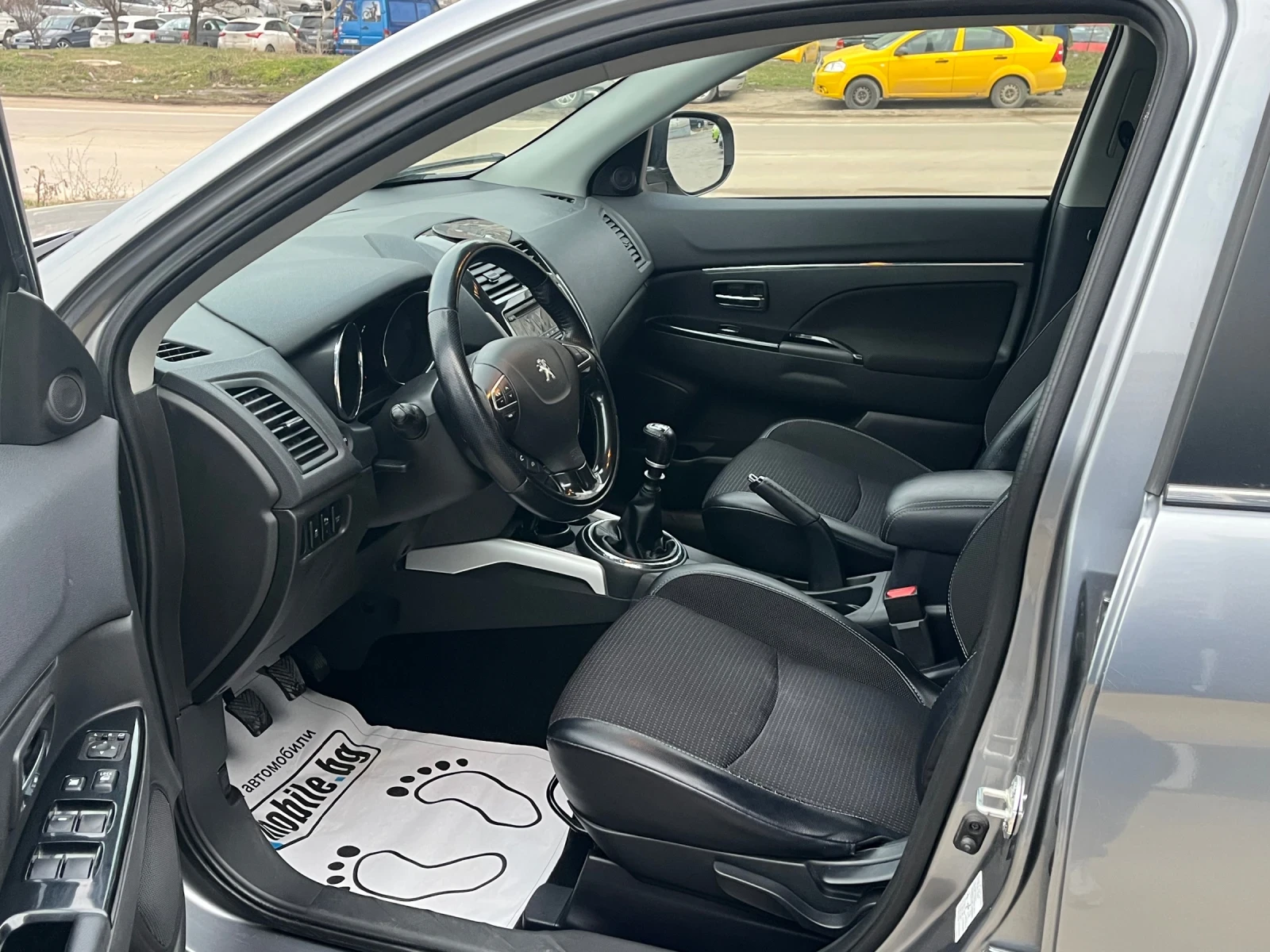 Peugeot 4008 1.6 HDI, снимка 9 - Автомобили и джипове - 53712061