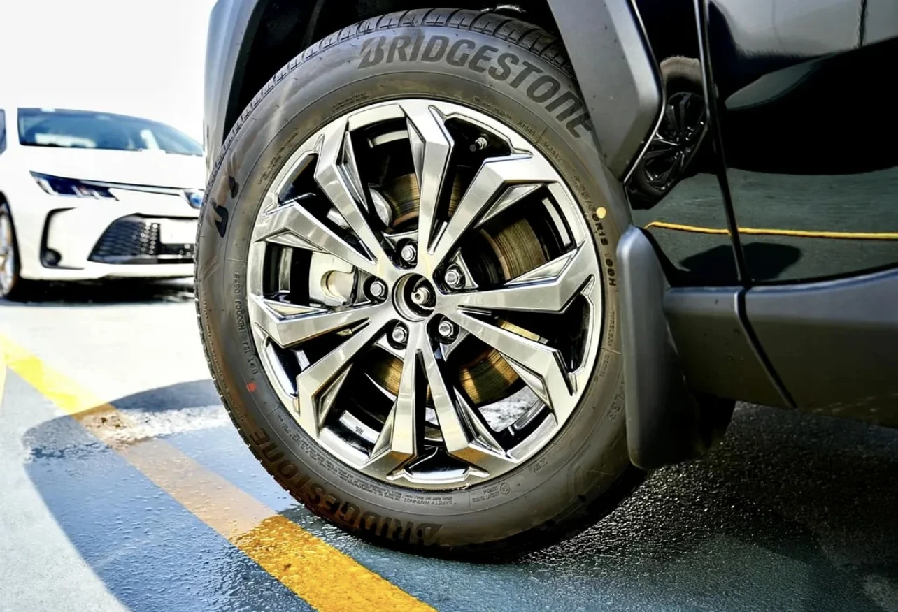 Toyota Rav4 XLE HYBRID 2025, снимка 6 - Автомобили и джипове - 54306859