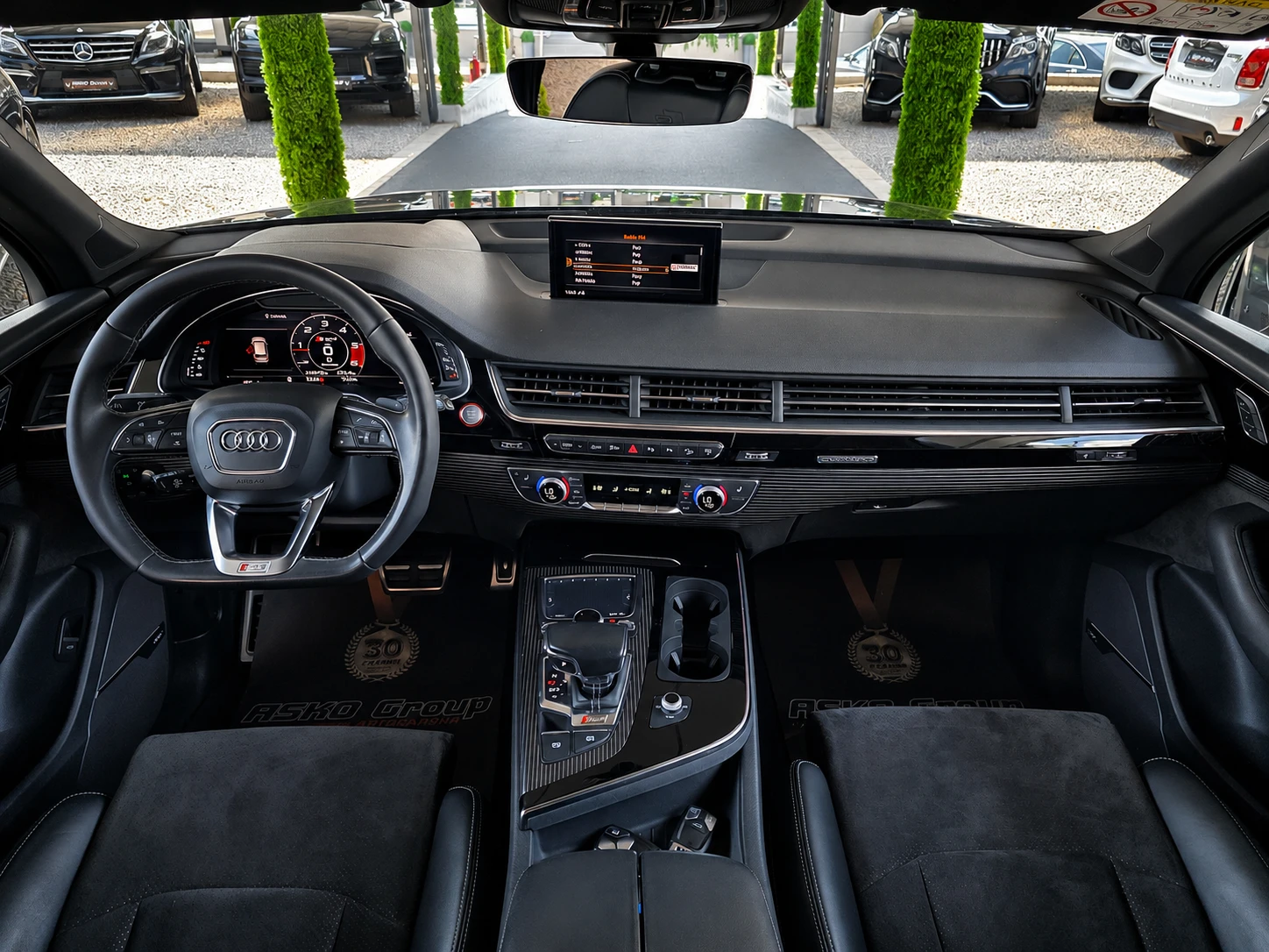 Audi SQ7 7МЕСТА/NIGHT/DISTRON/BOSE/PANO/360KAMERA/KEYLES/LI, снимка 9 - Автомобили и джипове - 55835269