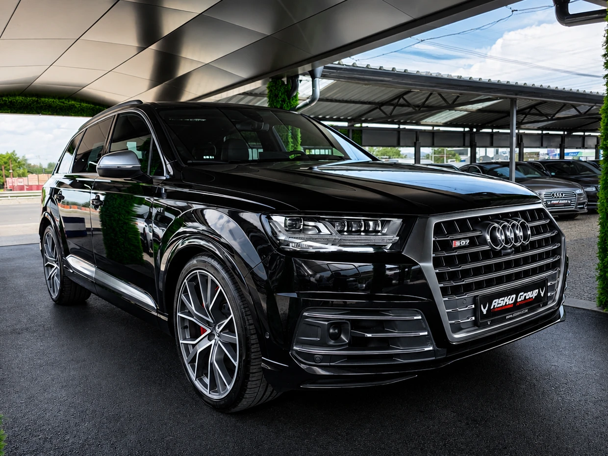 Audi SQ7 7МЕСТА/NIGHT/DISTRON/BOSE/PANO/360KAMERA/KEYLES/LI, снимка 3 - Автомобили и джипове - 55835269