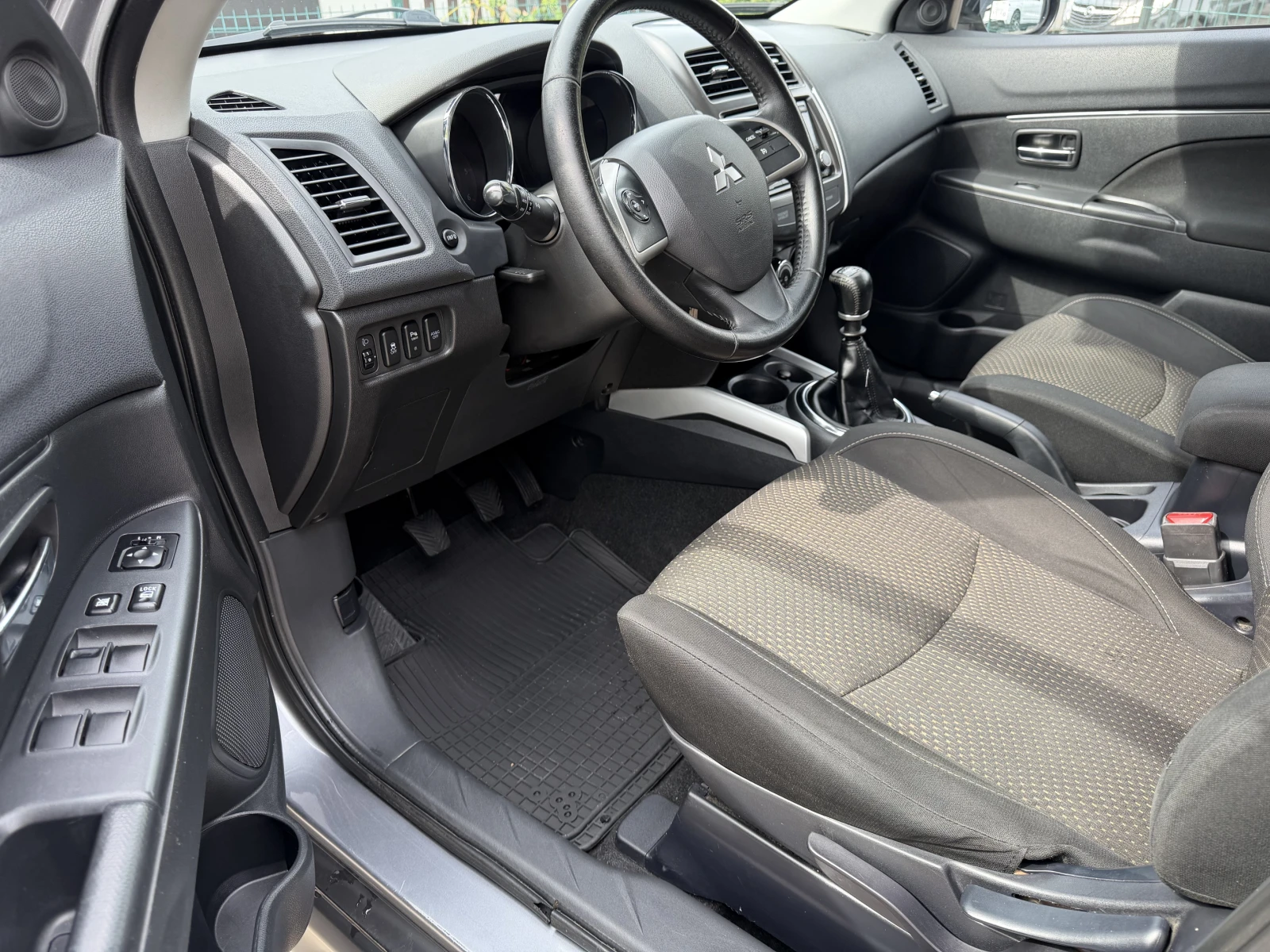 Mitsubishi ASX 1.8d AWD.FACELIFT., снимка 8 - Автомобили и джипове - 56084620