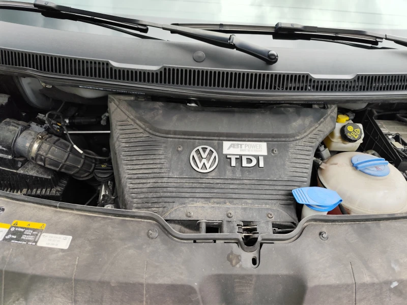 VW Multivan 2.0TDi* 4MOTION* 7 MECTA* HIGHLINE EXCLUSIVE* ABT, снимка 15 - Бусове и автобуси - 50664555