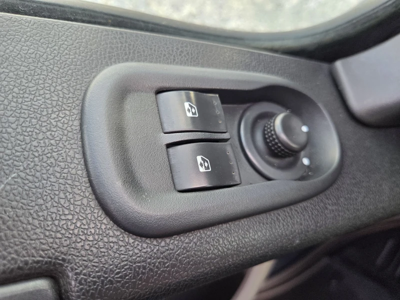 Opel Movano 2.3CDTi, 9 местен, Климатик, снимка 12 - Бусове и автобуси - 51354770