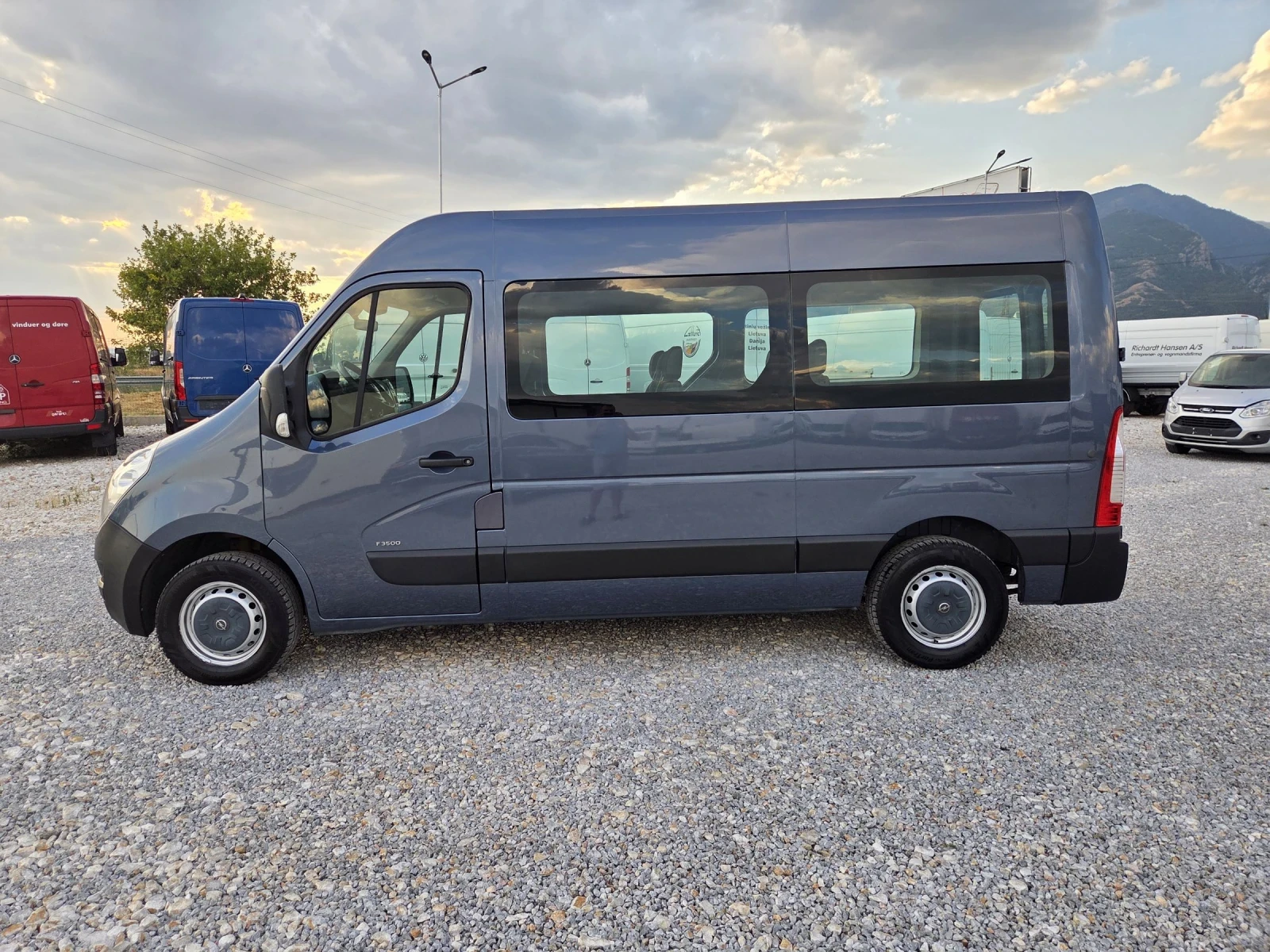 Opel Movano 2.3CDTi, 9 местен, Климатик - изображение 2