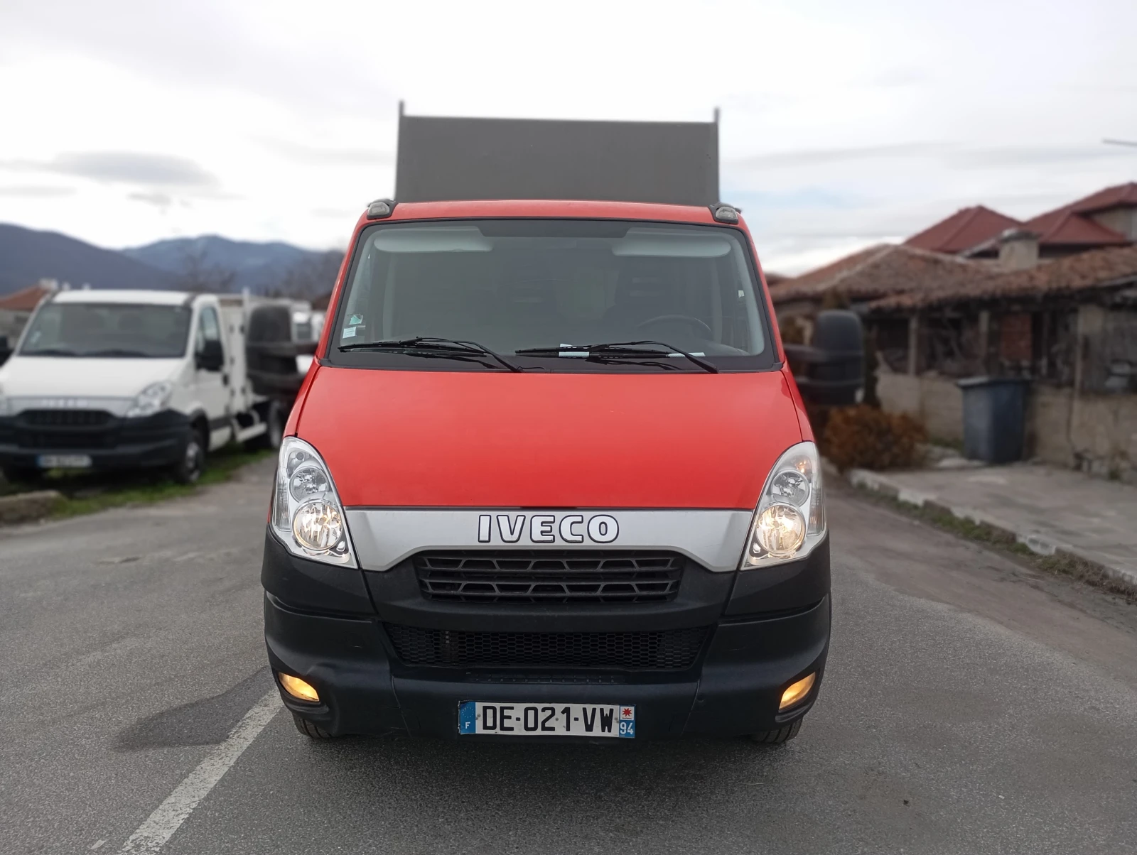 Iveco 35c13 САМОСВАЛ * 3.5 т.Б кат.EU.5 - изображение 2