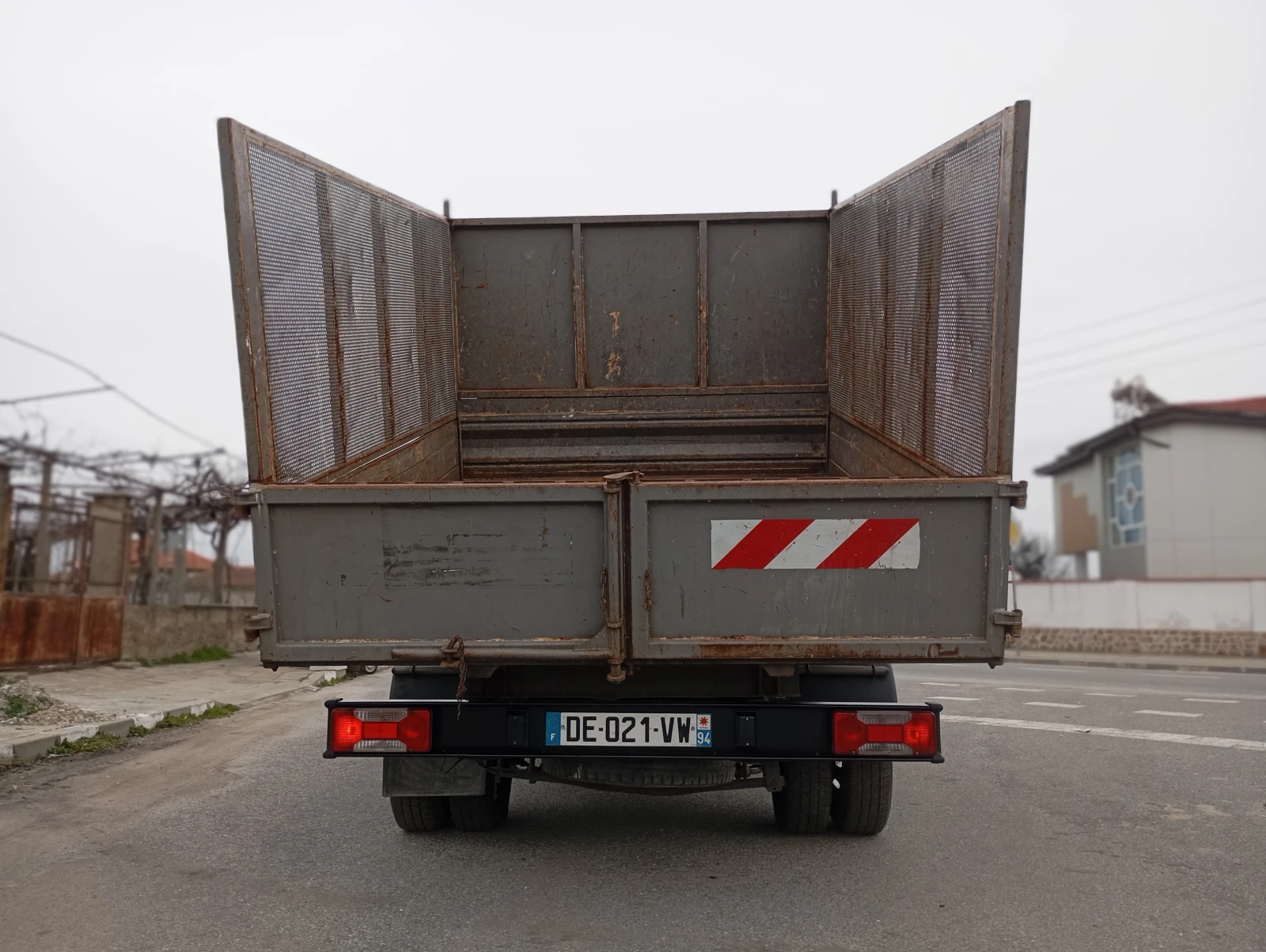 Iveco 35c13 САМОСВАЛ * 3.5 т.Б кат.EU.5 - изображение 5