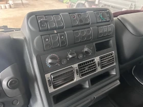 Iveco Eurocargo 180E28 Животновоз 150.000км !, снимка 11