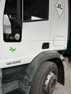 Iveco Eurocargo 180E28 Животновоз 150.000км !, снимка 12