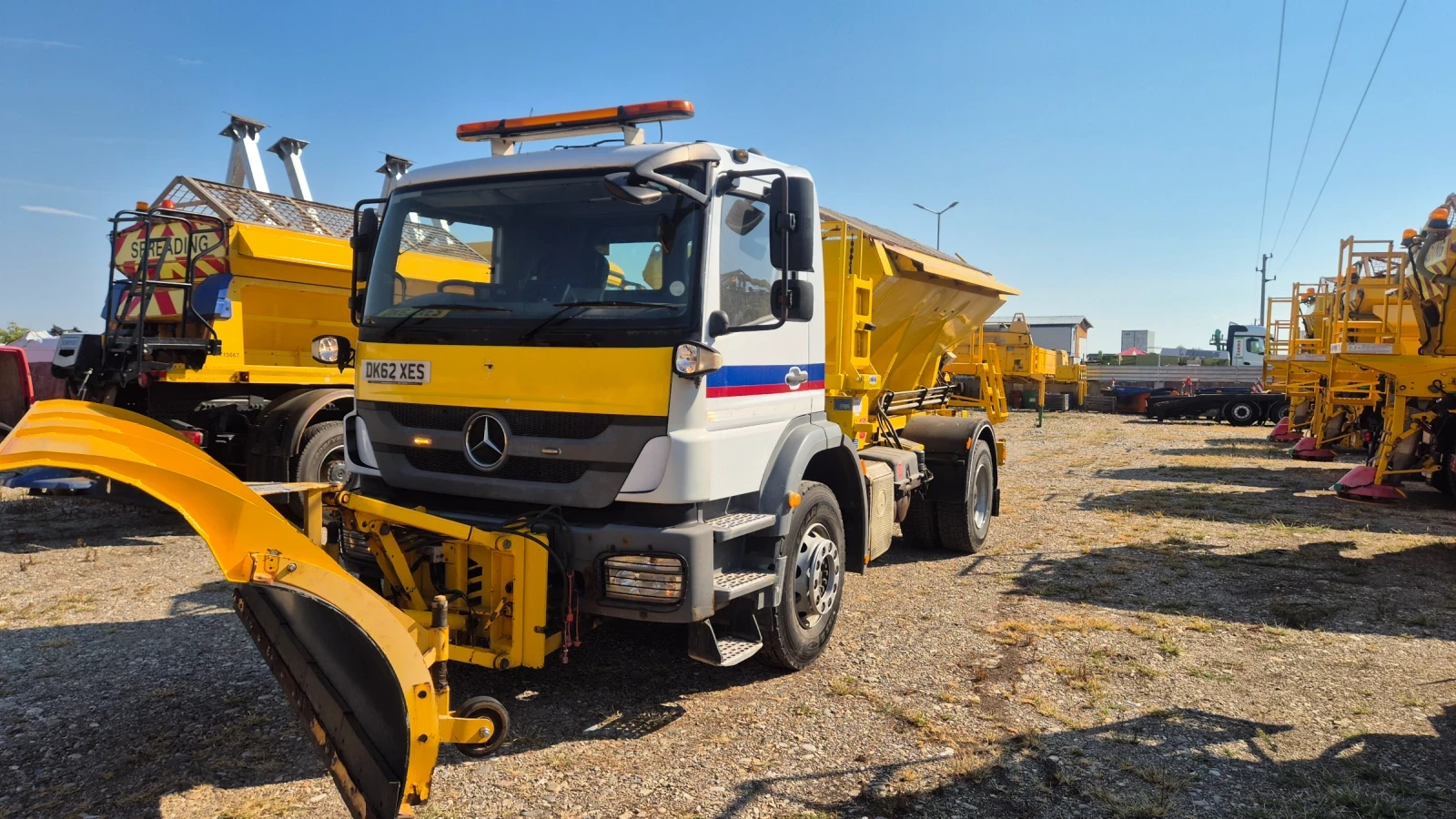 Mercedes-Benz 1824 4x2