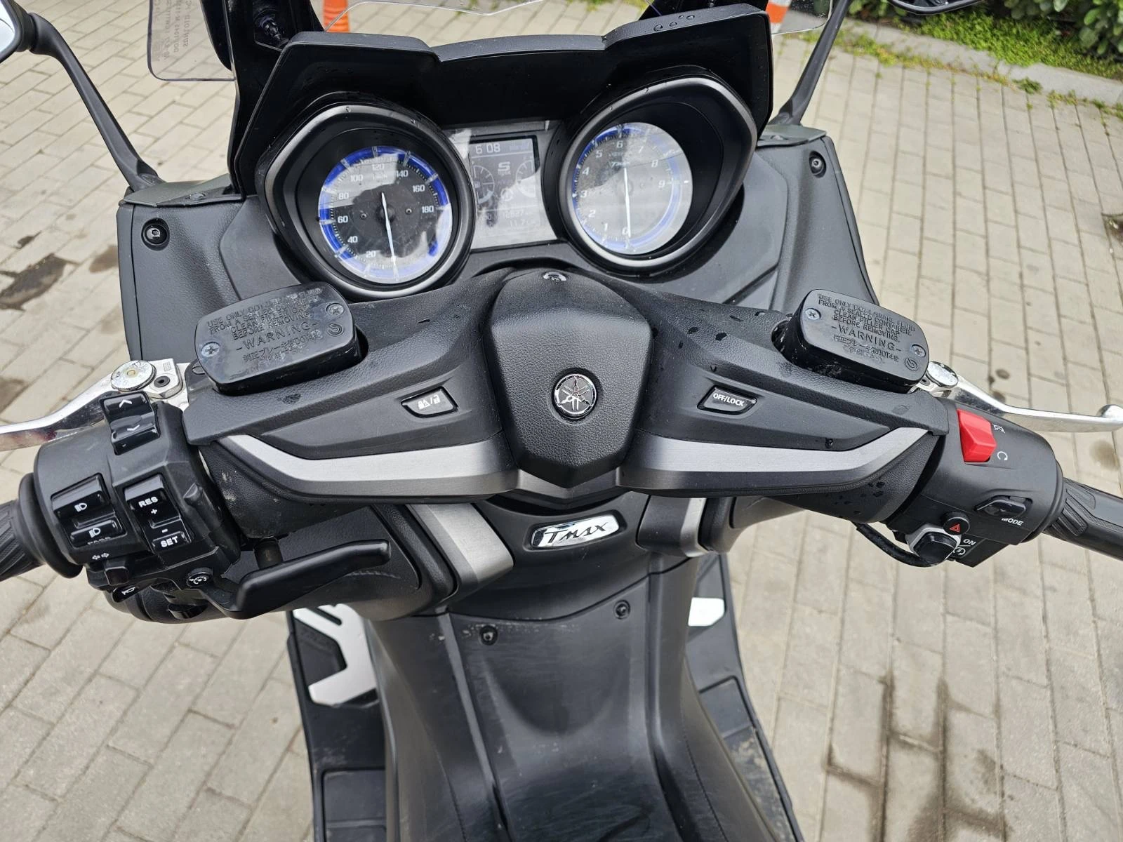 Yamaha T-max T-max 560, снимка 4 - Мотоциклети и мототехника - 54030084