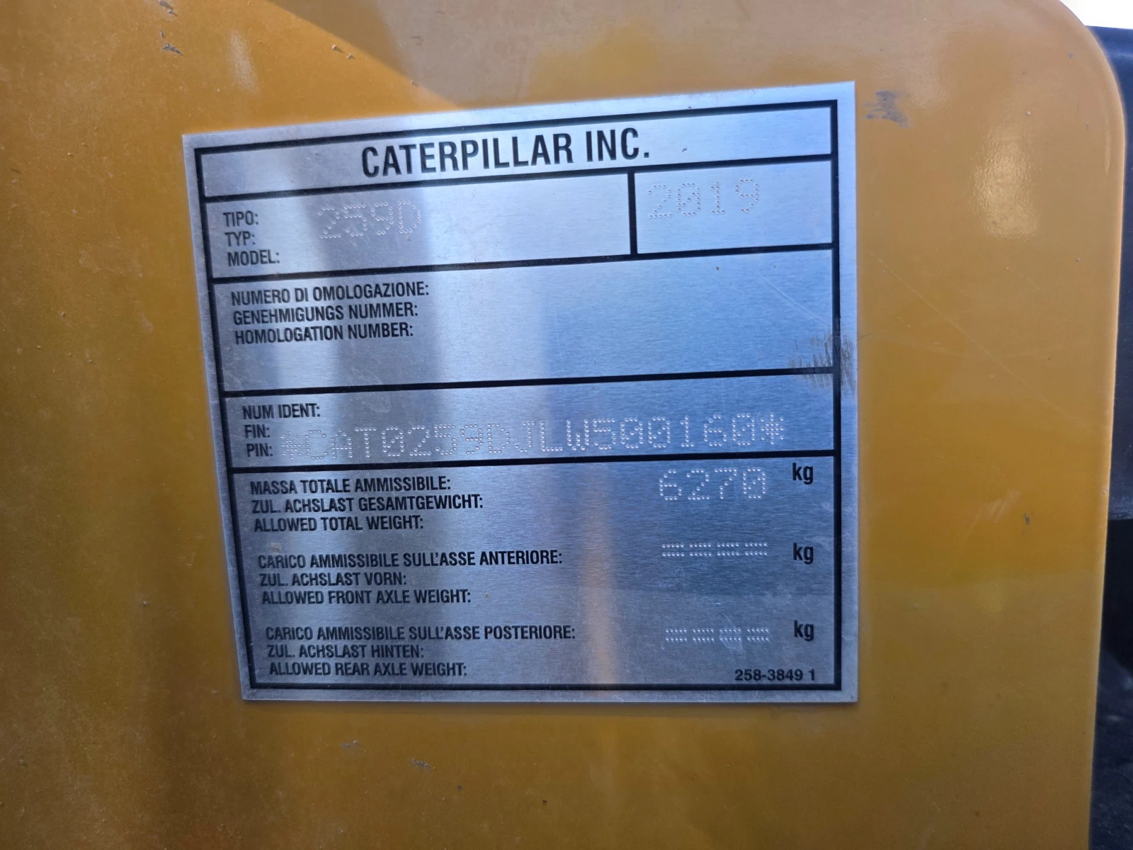 Мини челни товарачи Cat 259D-HF-КЛИМА, снимка 3 - Индустриална техника - 56214359