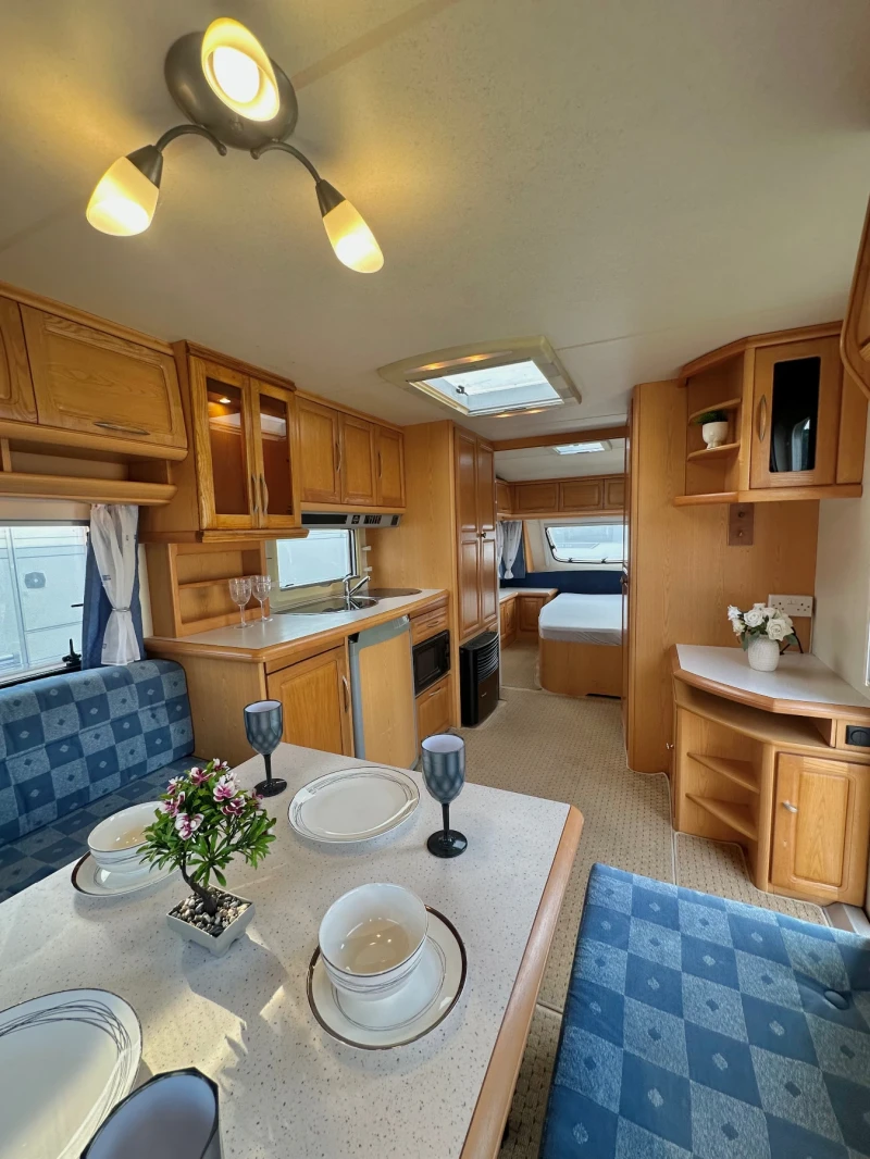 Каравана Hobby Prestige /НОВ ВНОС / РЕГИСТРИРАНА / УНИКАТ!, снимка 9 - Каравани и кемпери - 51146327