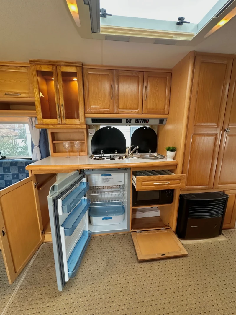 Каравана Hobby Prestige /НОВ ВНОС / РЕГИСТРИРАНА / УНИКАТ!, снимка 11 - Каравани и кемпери - 51146327