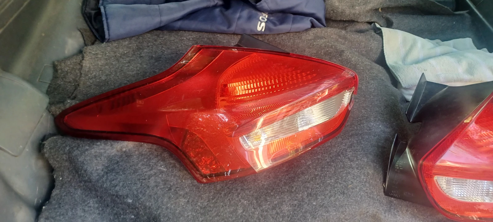 �������� ������� ���� ����� 2015�. | Mobile.bg � ����������� 3