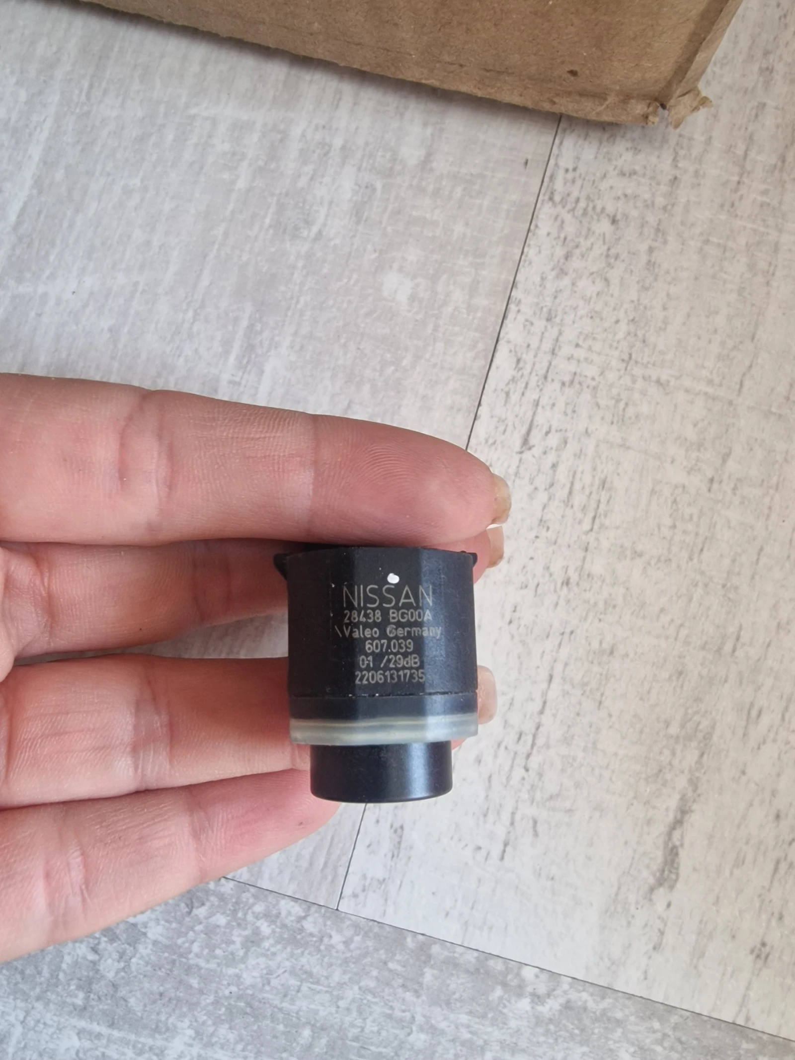 ������ �� ��������� 28438BG00A 607.039 2206131735 NISSAN | Mobile.bg � ����������� 1