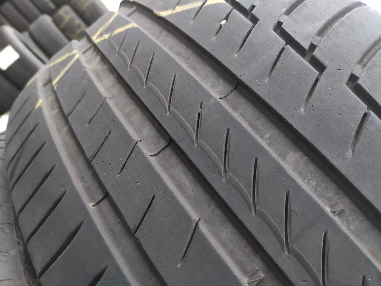 Гуми Летни 275/45R20
