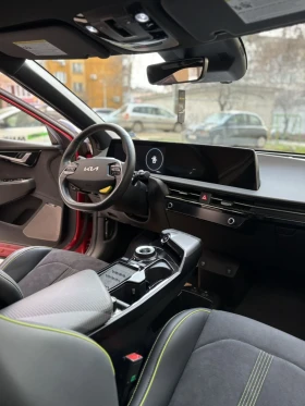 Kia EV6 GT 585kc 4x4, снимка 4