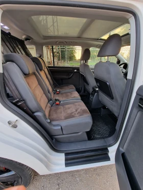 Обява за продажба на VW Touran 2.0TDi ~12 300 лв. - изображение 9