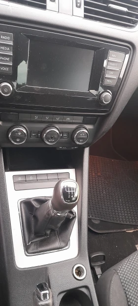 Skoda Octavia 1.4 - | Mobile.bg    13