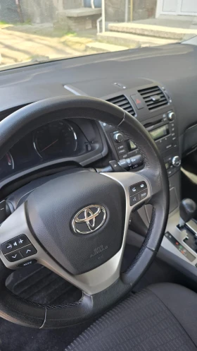 Toyota Avensis - 5900 € / 11539.40 лв. - 40006311 6