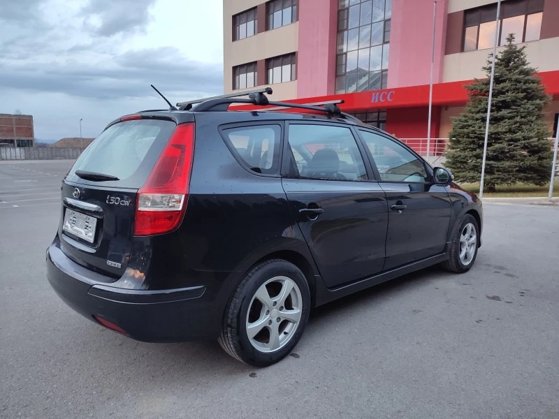 Hyundai I30 1.6crdi 90cv, снимка 5 - Автомобили и джипове - 46619617