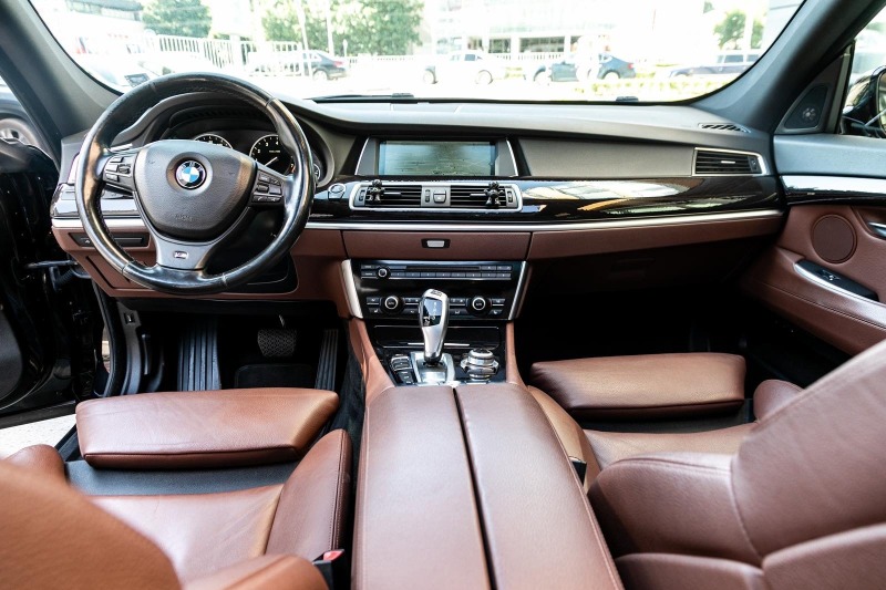 BMW 5 Gran Turismo 535 I M пакет X drive, снимка 12 - Автомобили и джипове - 46403338
