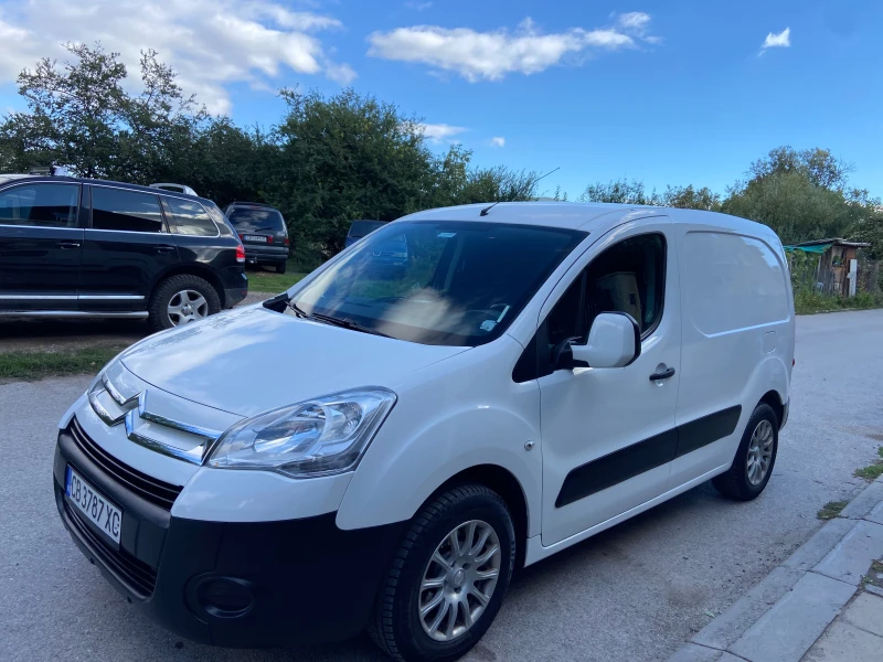 Citroen Berlingo 1.6 Бензин Газ 2+ 1МЕСТНА, снимка 1 - Автомобили и джипове - 47412573