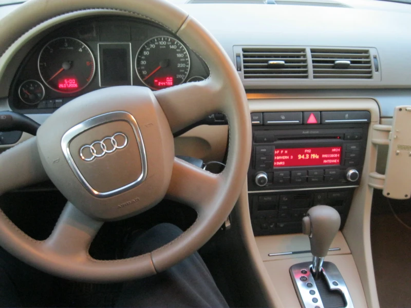 Audi A4 2.7 TDI  , снимка 10 - Автомобили и джипове - 47839385