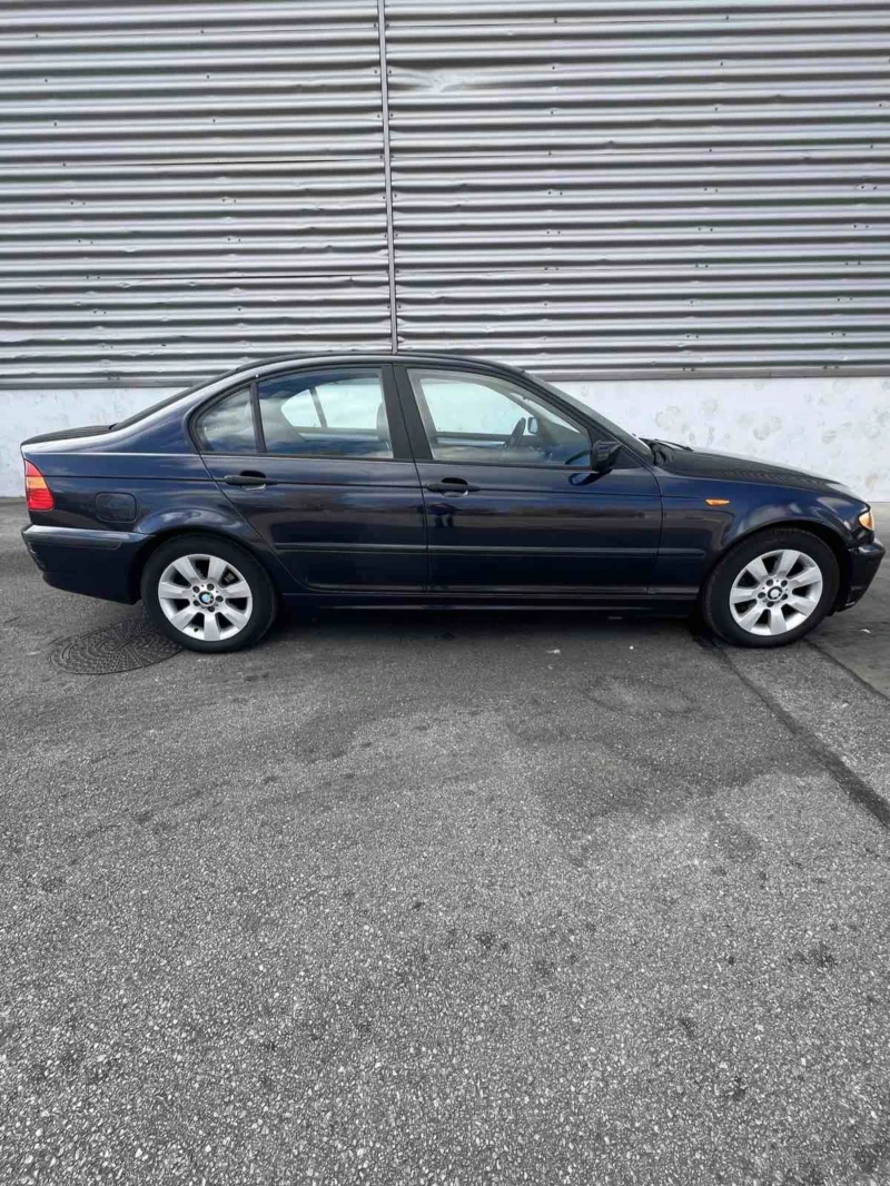 BMW 318, снимка 16 - Автомобили и джипове - 48153911