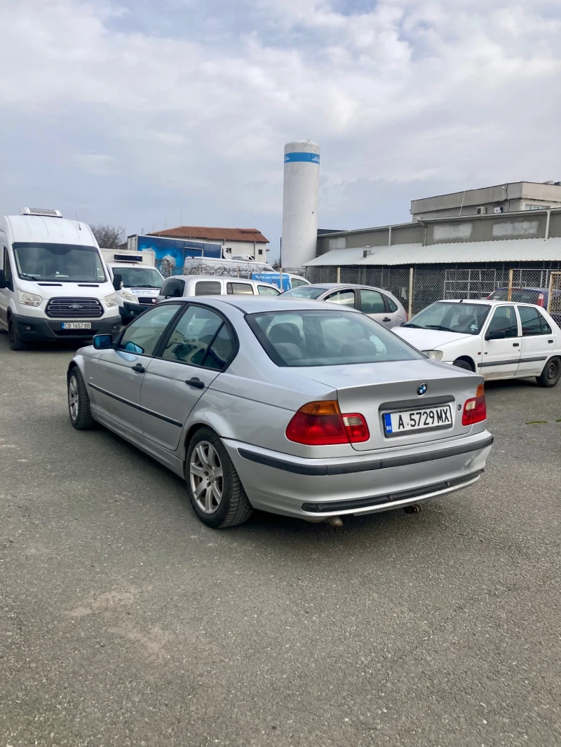 BMW 320 320, снимка 5 - Автомобили и джипове - 49467216