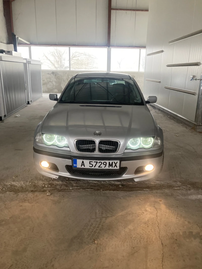 BMW 320 320, снимка 1 - Автомобили и джипове - 49467216