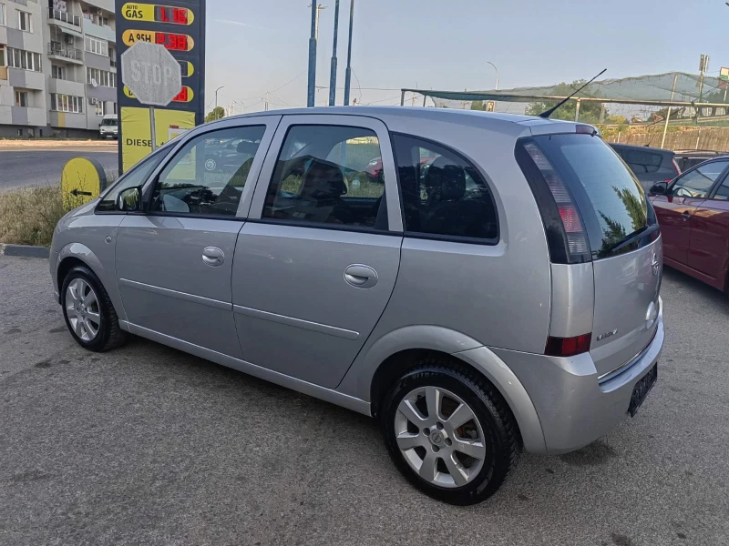Opel Meriva 1.3DT 75k.s, снимка 6 - Автомобили и джипове - 50708178