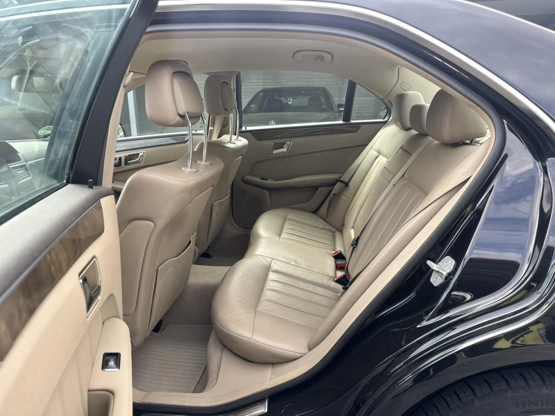 Mercedes-Benz E 350 ELEGANCE LIZING, снимка 10 - Автомобили и джипове - 51945121