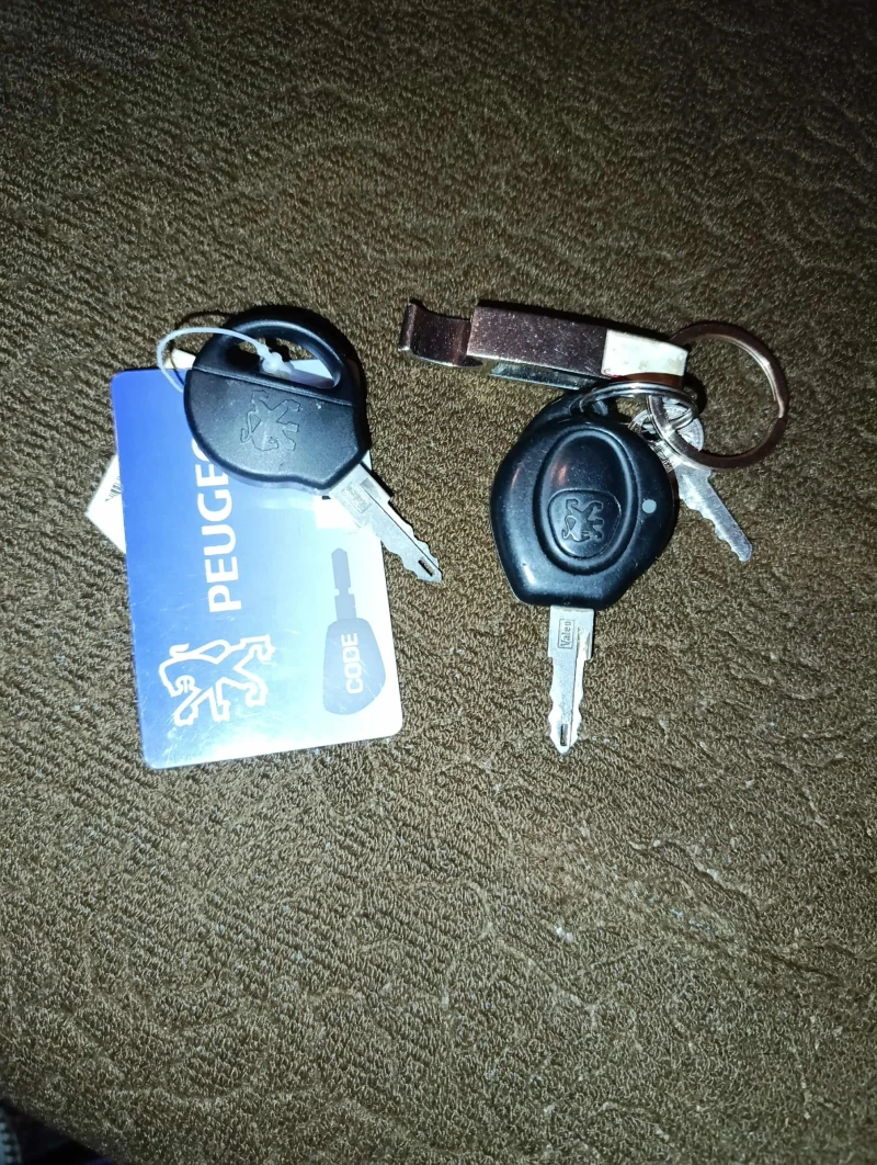 Peugeot 206, снимка 11 - Автомобили и джипове - 52133001