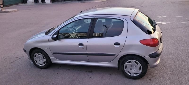 Peugeot 206, снимка 5 - Автомобили и джипове - 52133001