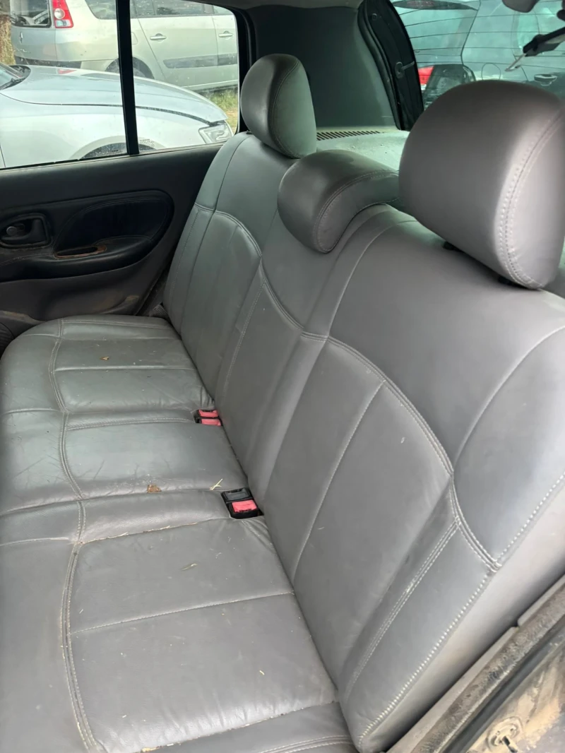 Renault Clio АВТОМАТ/КСЕНОН, снимка 6 - Автомобили и джипове - 52515774