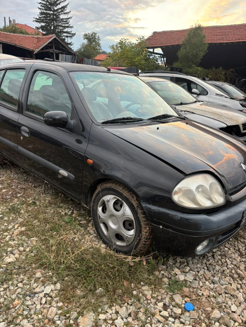 Renault Clio АВТОМАТ/КСЕНОН, снимка 2 - Автомобили и джипове - 52515774