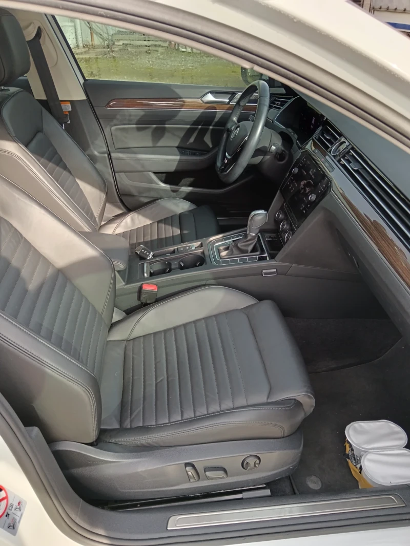 VW Passat, снимка 4 - Автомобили и джипове - 52661312