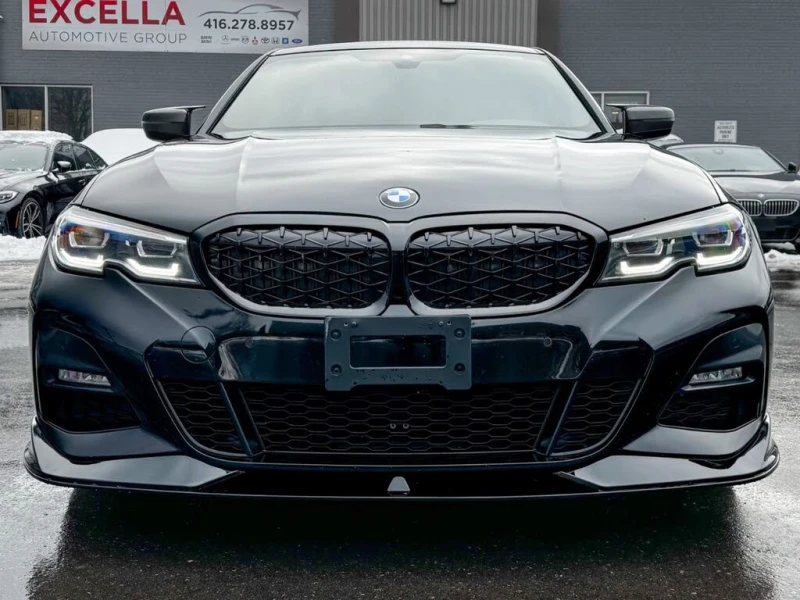 BMW 330 xDrive, снимка 2 - Автомобили и джипове - 52830454