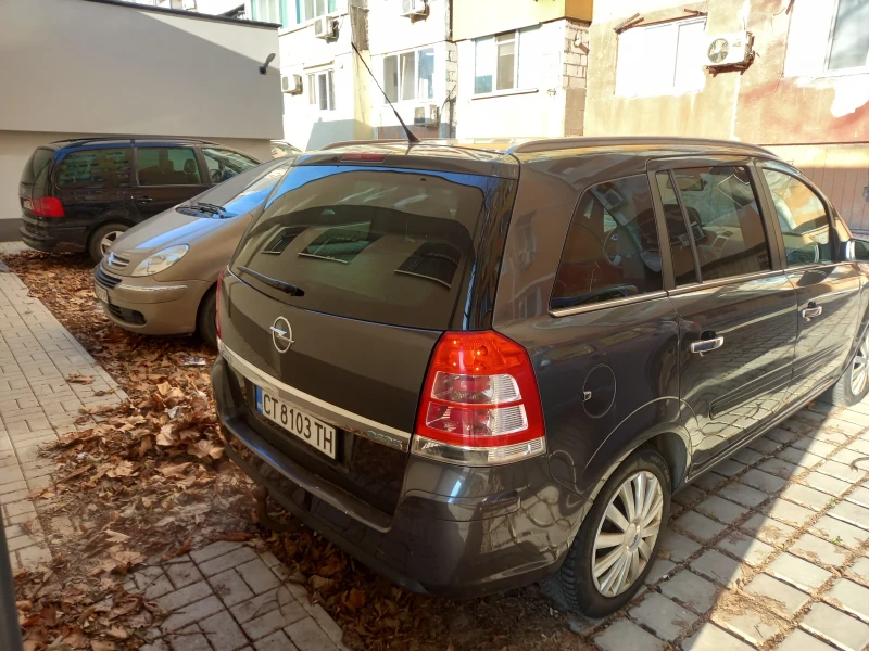 Opel Zafira, снимка 4 - Автомобили и джипове - 53106430