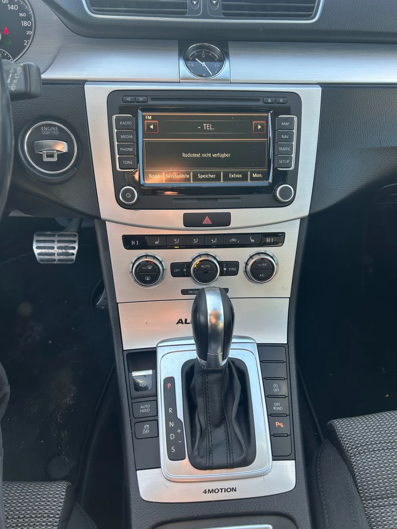 VW Alltrack PASSAT 2.0TDI 4MOTION AVTOMAT/NAVI EURO 5, снимка 12 - Автомобили и джипове - 53155013