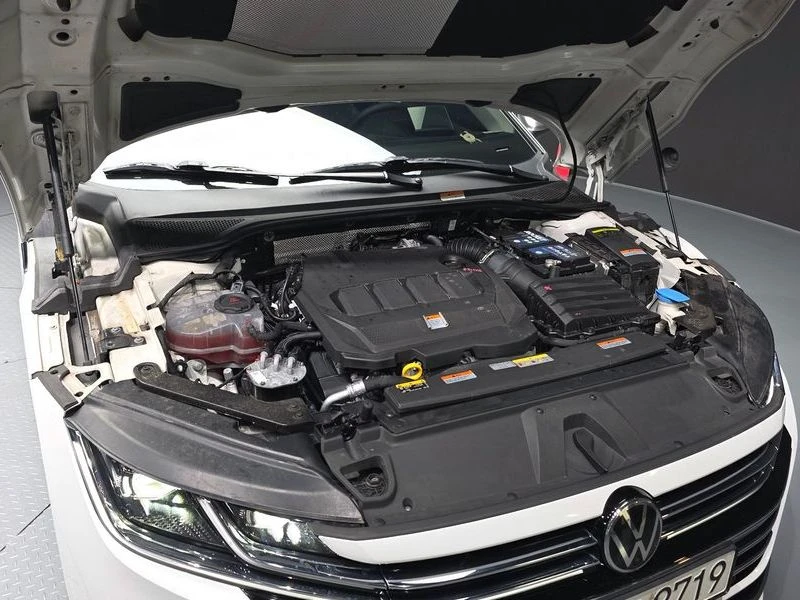 VW Arteon 2.0 DTU Automatic, снимка 6 - Автомобили и джипове - 55729455