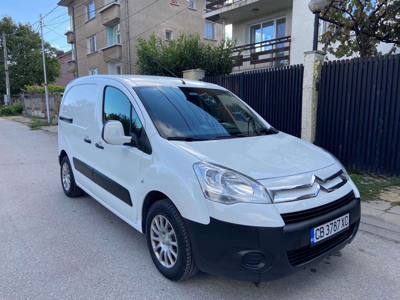 Citroen Berlingo 1.6 Бензин Газ 2+ 1МЕСТНА - изображение 3