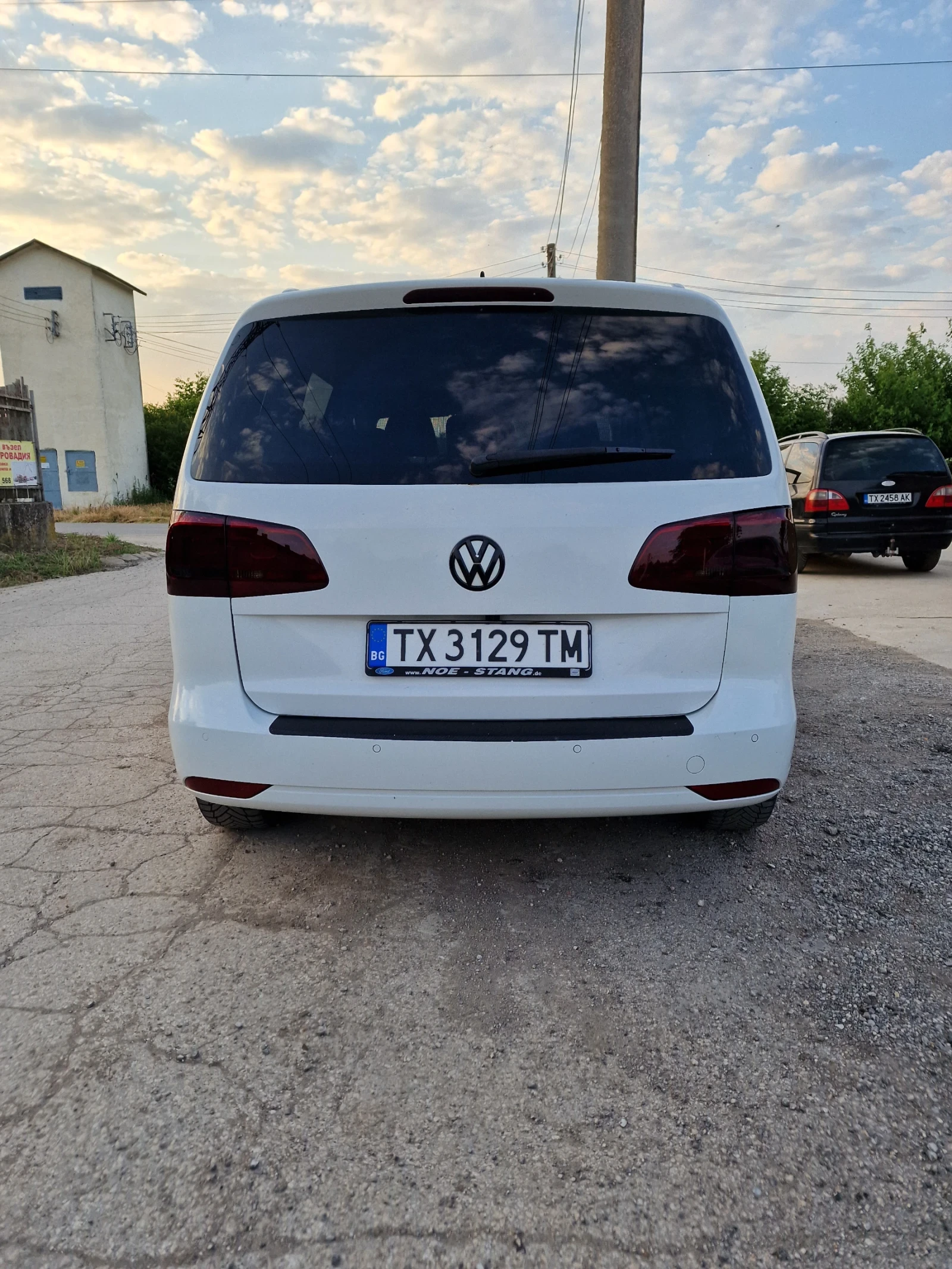 VW Touran 2.0TDi - изображение 6