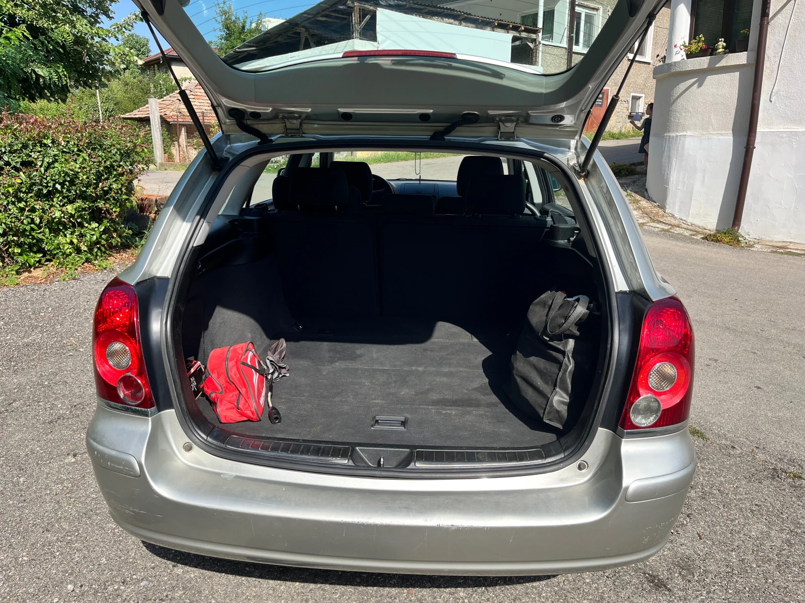 Toyota Avensis 2.0 D4D - изображение 7
