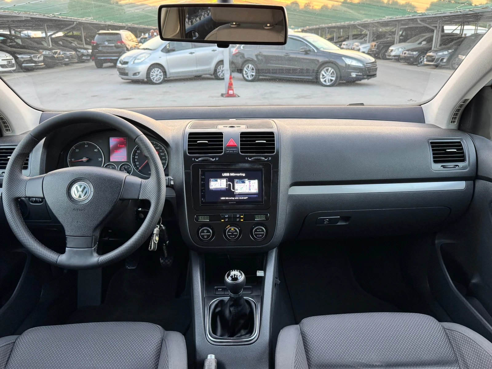 VW Golf 2.0TDI ИТАЛИЯ - изображение 8