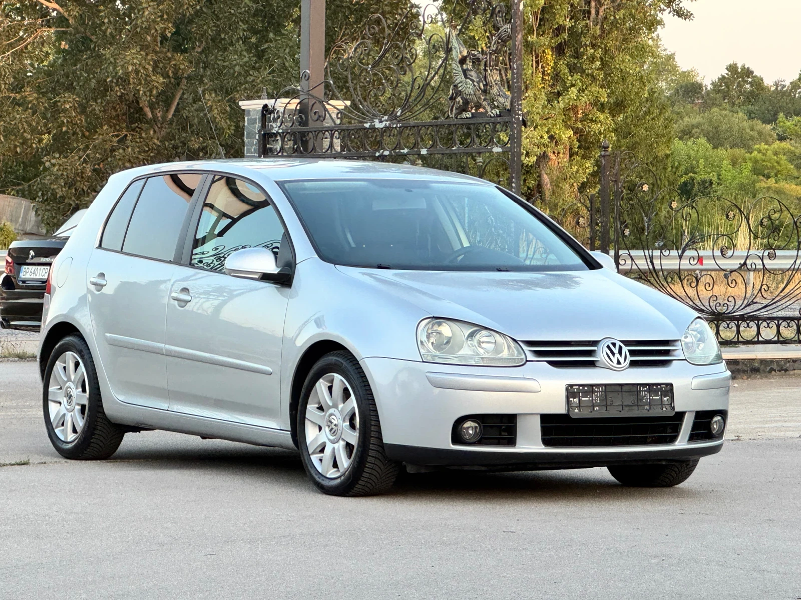 VW Golf 2.0TDI ИТАЛИЯ - изображение 3