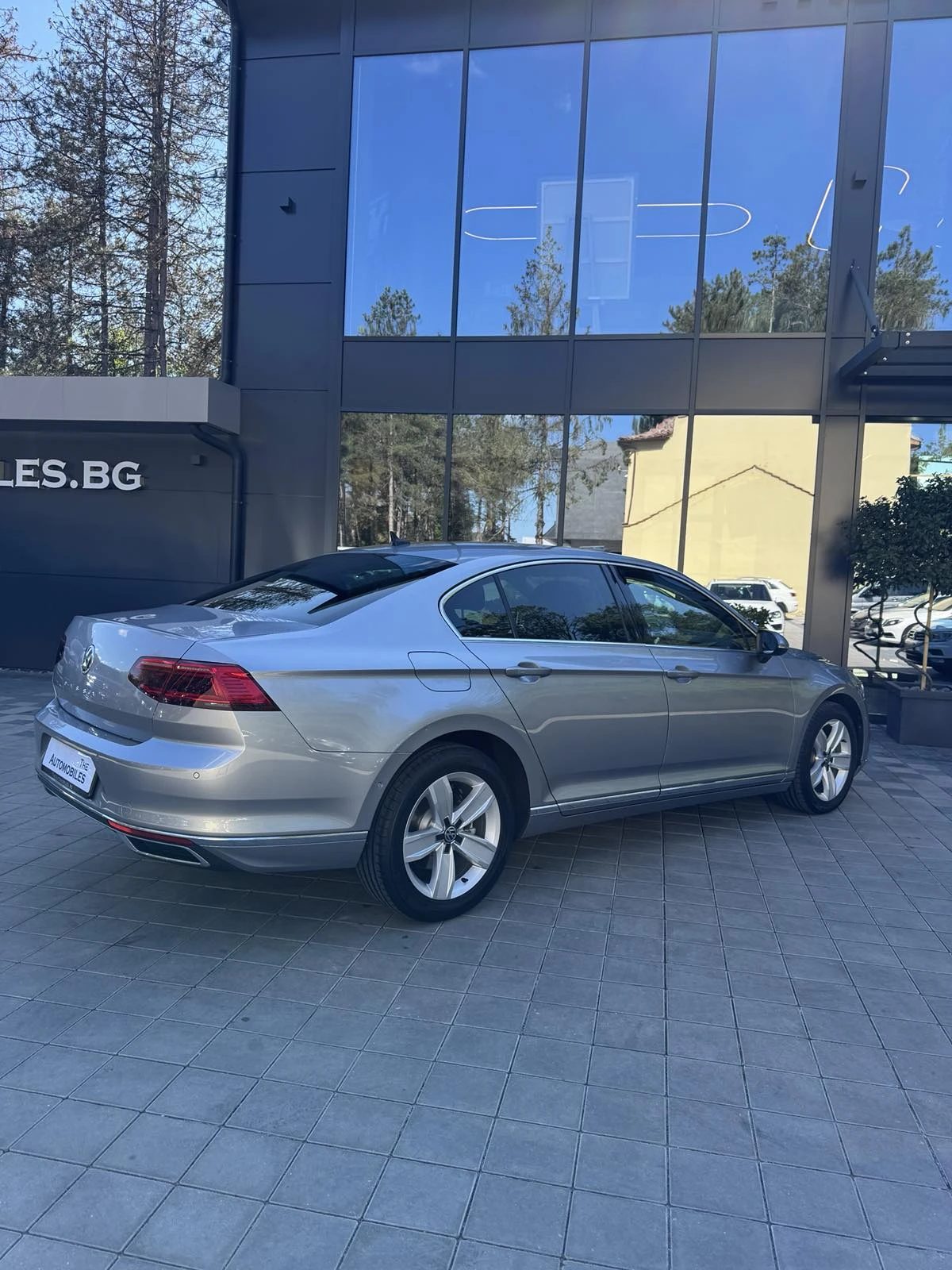 VW Passat  - изображение 7