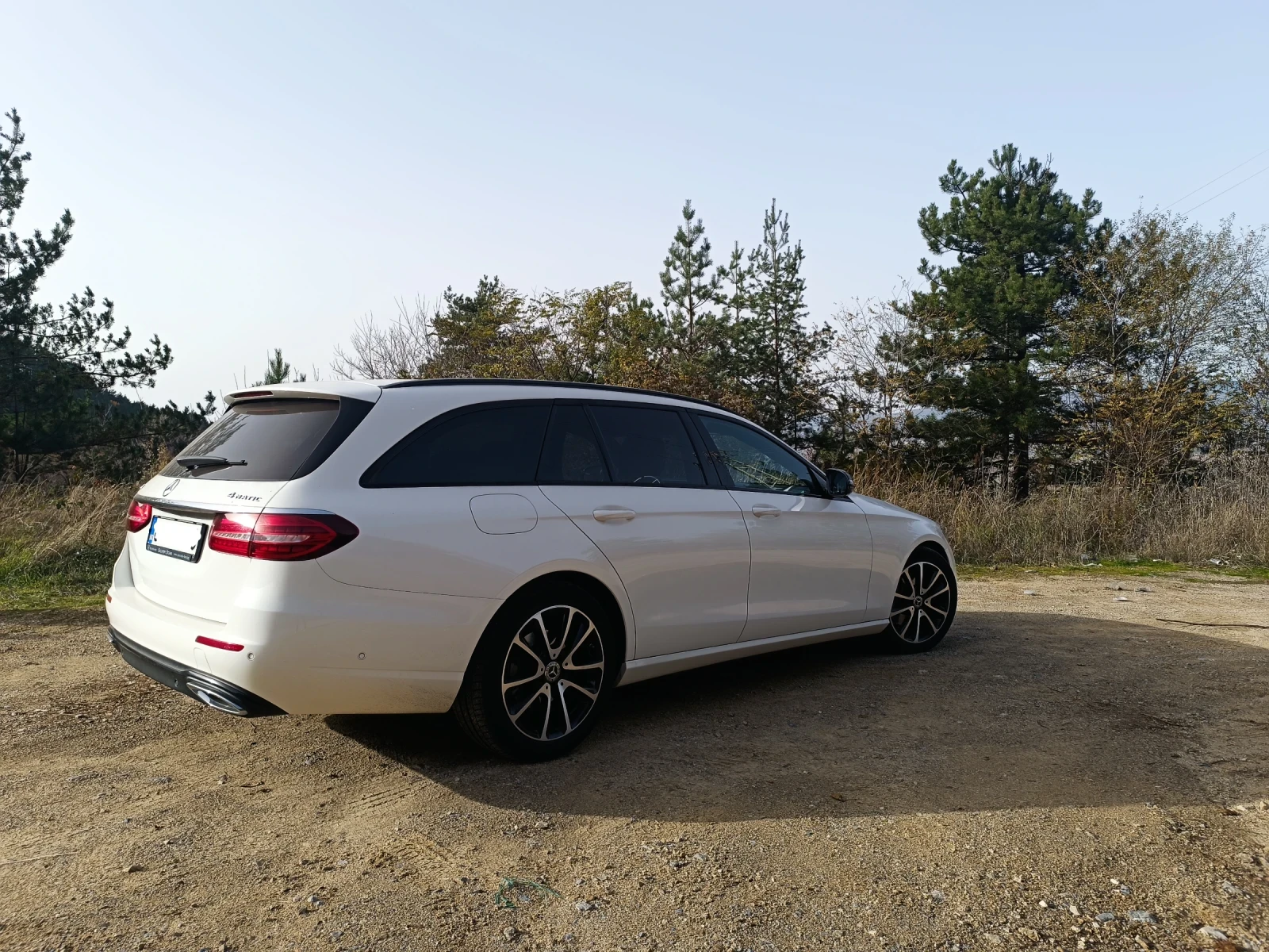 Mercedes-Benz E 200  - изображение 5