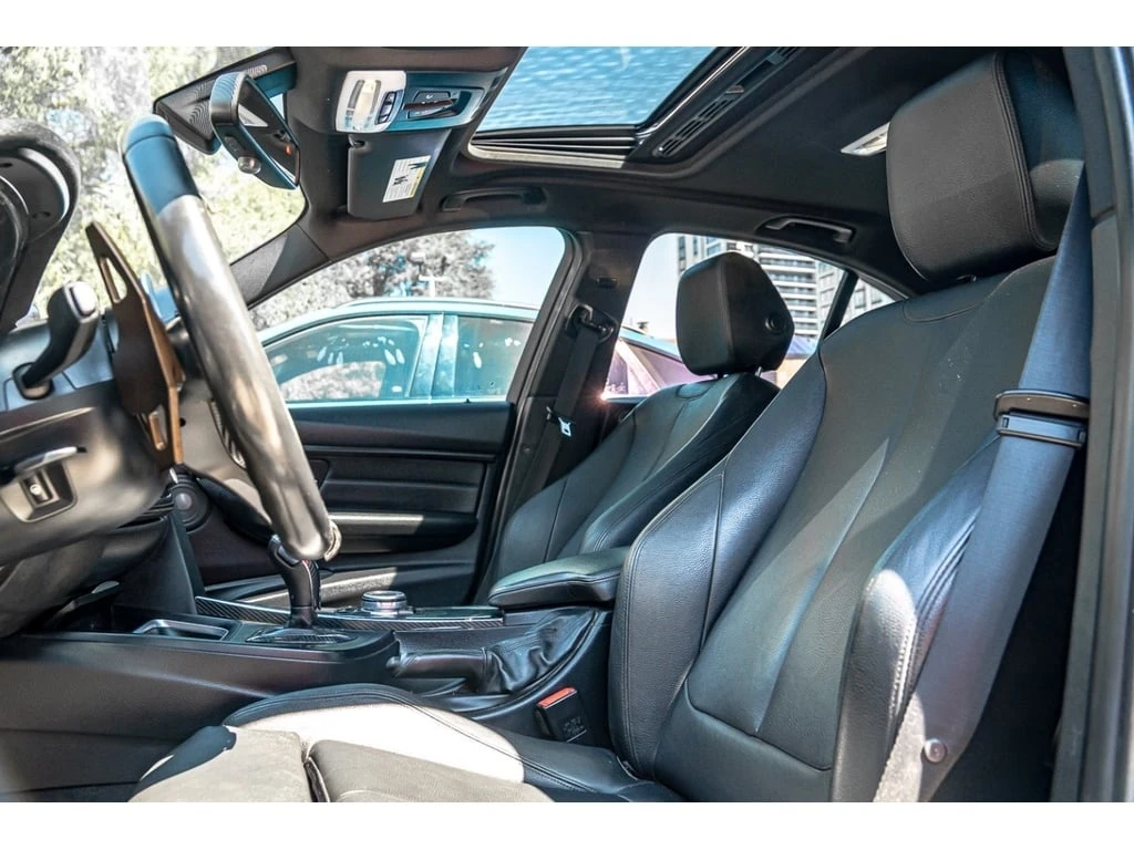 BMW 335 * 4dr Sdn 335i xDrive AWD * CARFAX * ЦЕНА ДО БГ - изображение 5